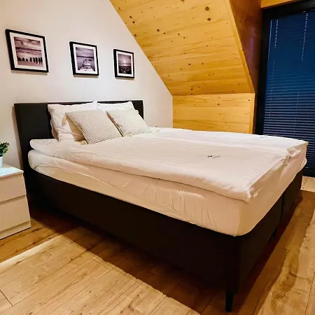 아파트 Ptasia Zatoka 사르비노보