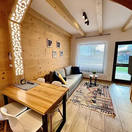 Ptasia Zatoka דירה סרבינובו